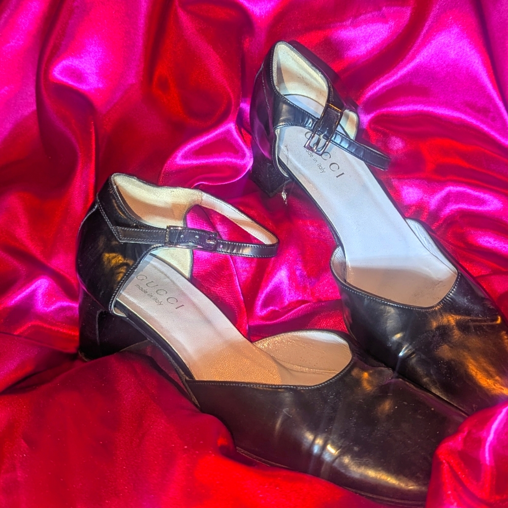 Genuine Leather Gucci Black Strap Heels